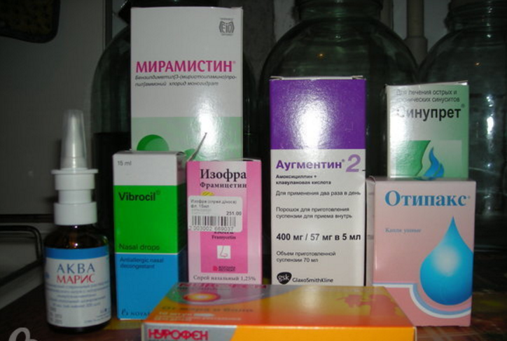 Антибиотики при отите у детей: 3 группы эффективных препаратов